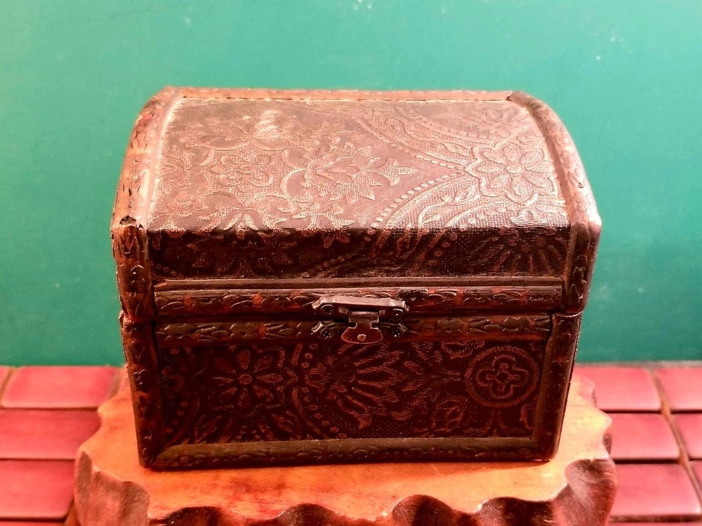 Wooden Treasure Chest Jewelry Box Leather Embossed W/ Floral Pattern Carved Trim
